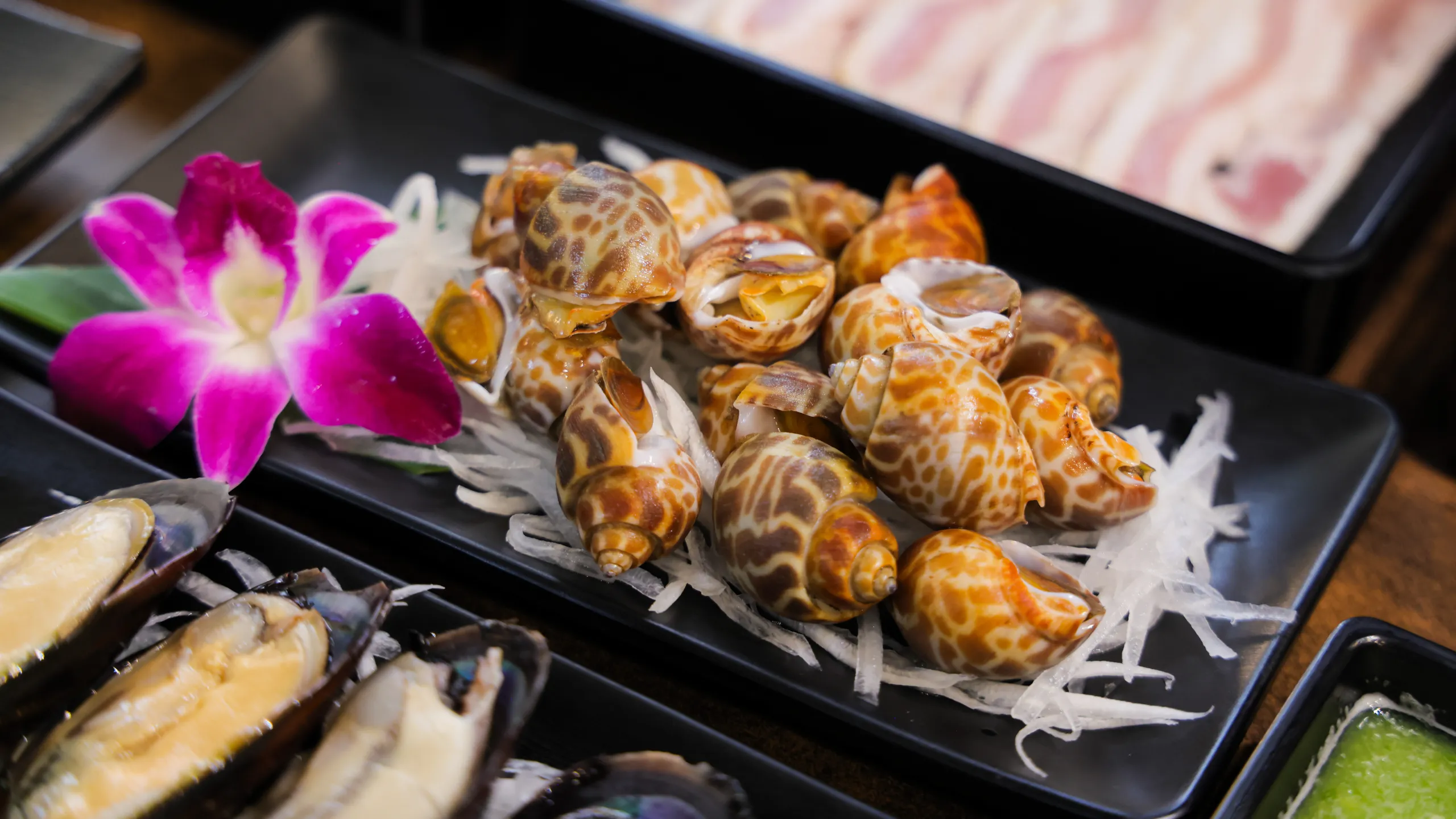 Tại Kỳ Co - Eo Gió bạn có thể thưởng thức nhiều loại ốc khác nhau (Nguồn: sưu tầm)