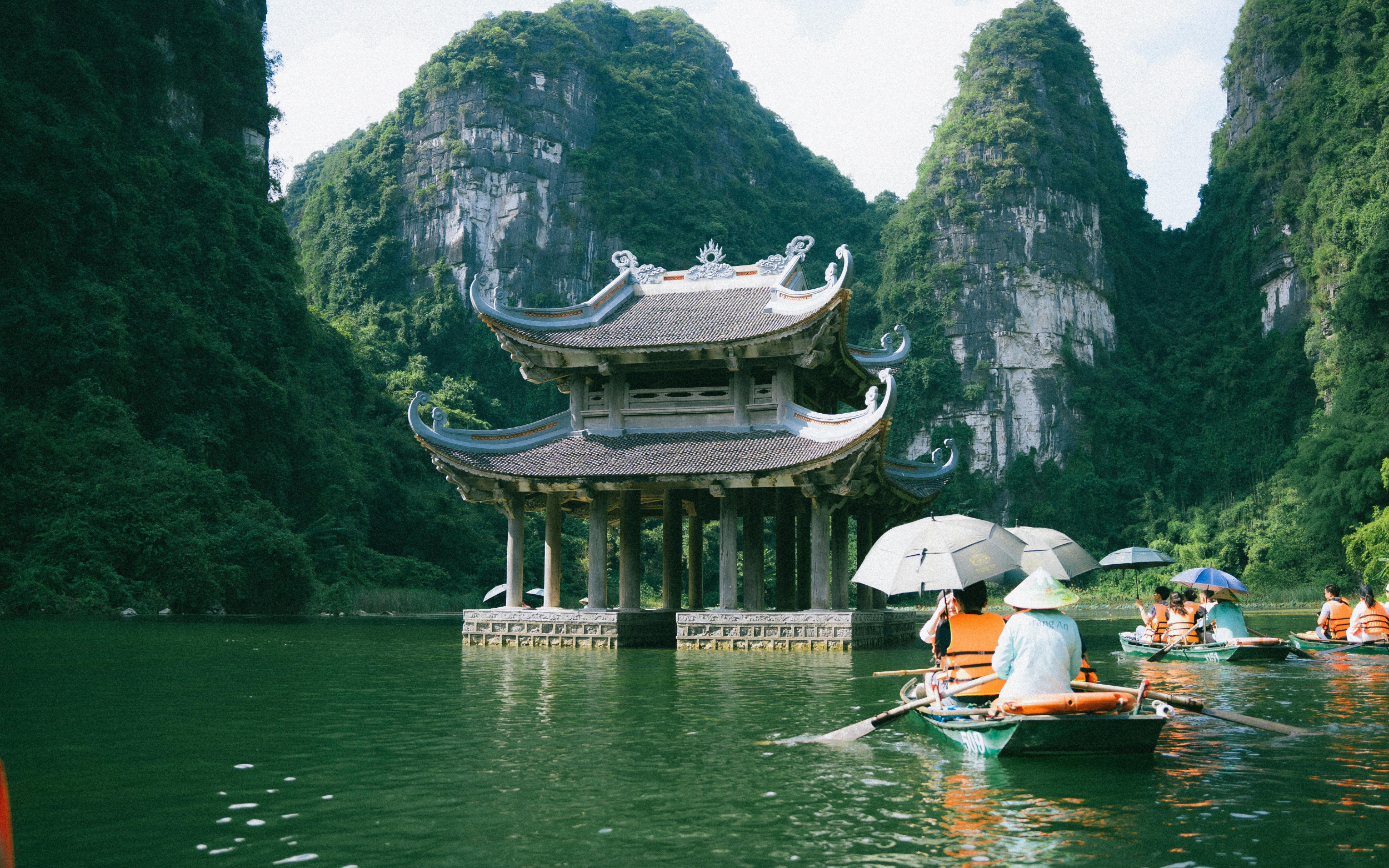 Tour Hà Nội - Ninh Bình - Hạ Long - Yên Tử (4n3d)