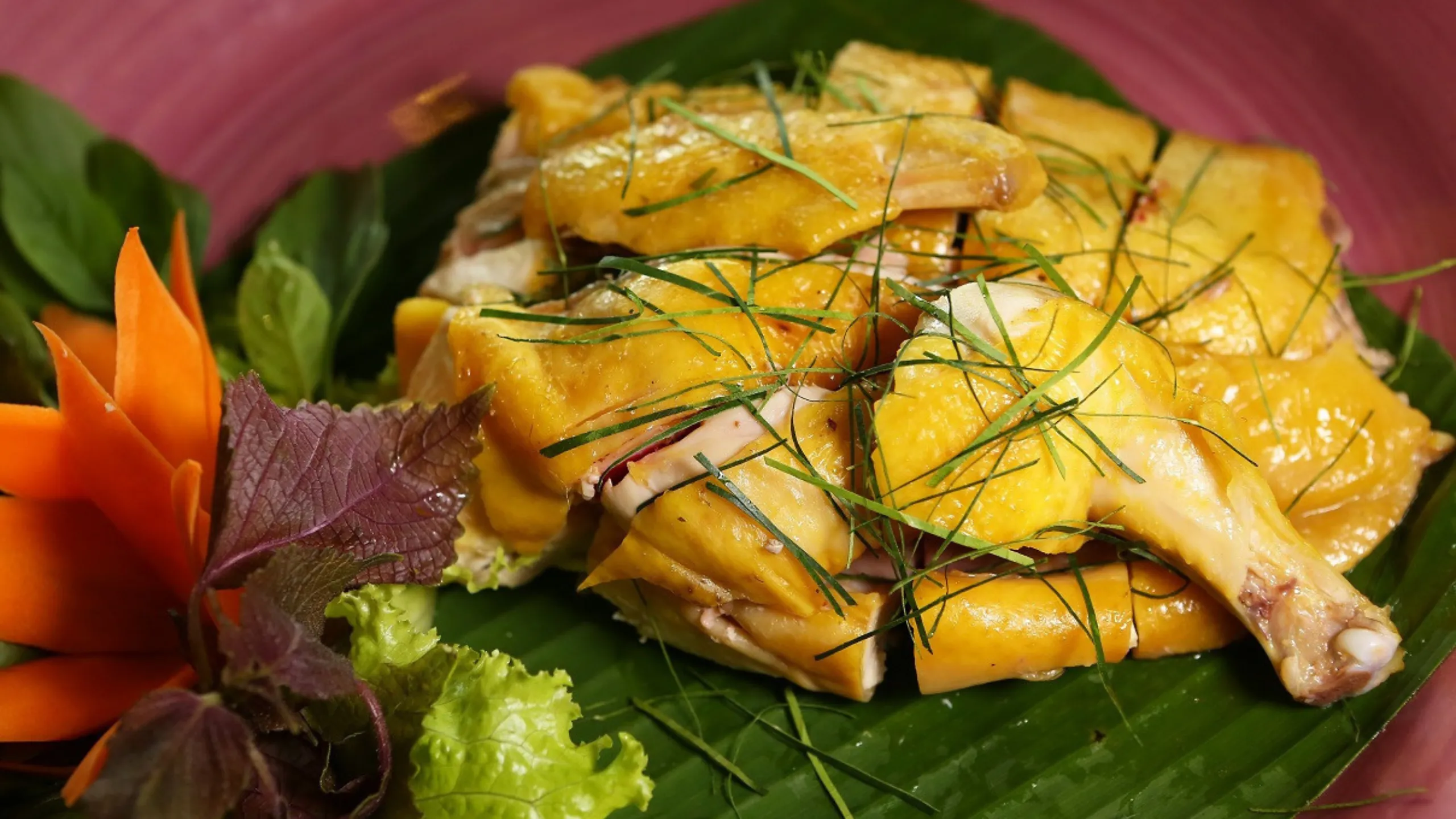 Gà rẫy là món ăn yêu thích của nhiều du khách khi đến Phú Quốc (Nguồn: sưu tầm)