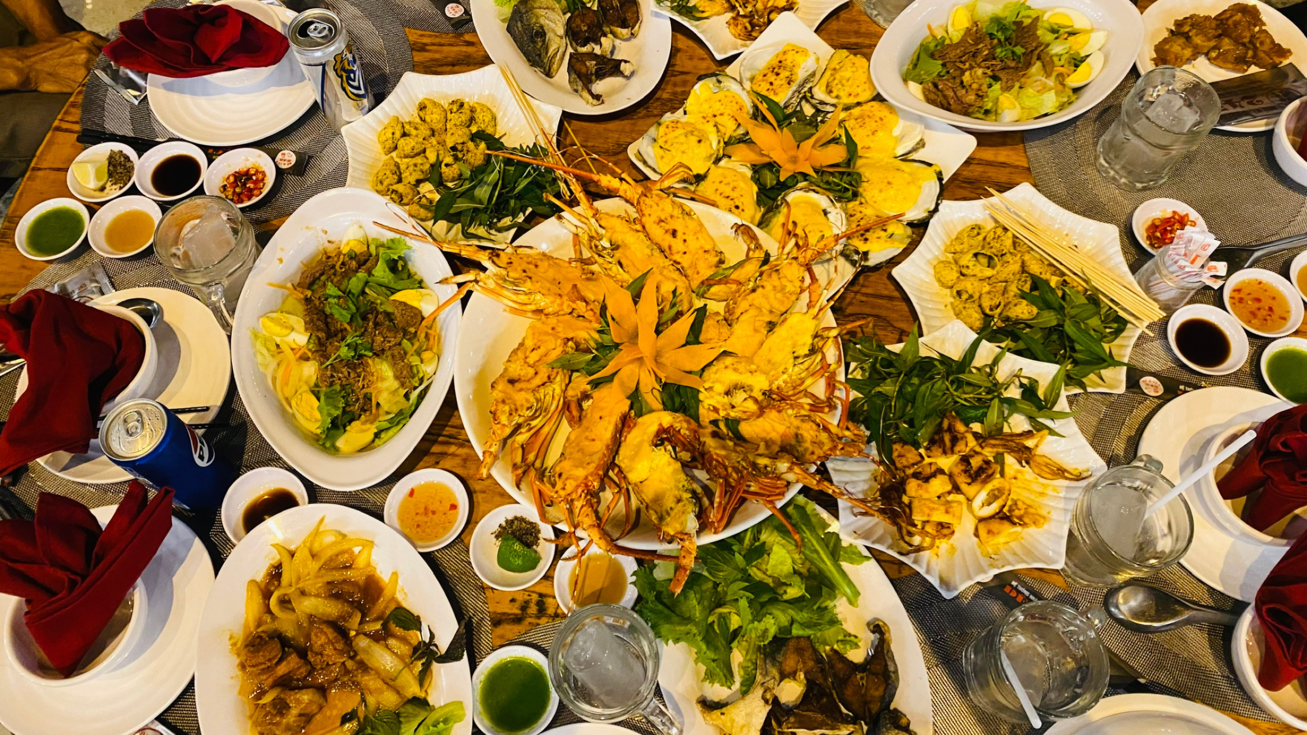 Thưởng thức hải sản tươi ngon