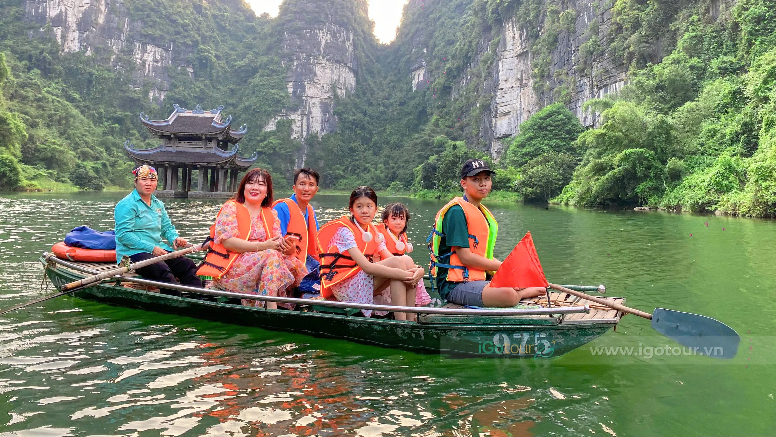 Du xuân Ninh Bình - hành trình khám phá mang hơi thở di sản 