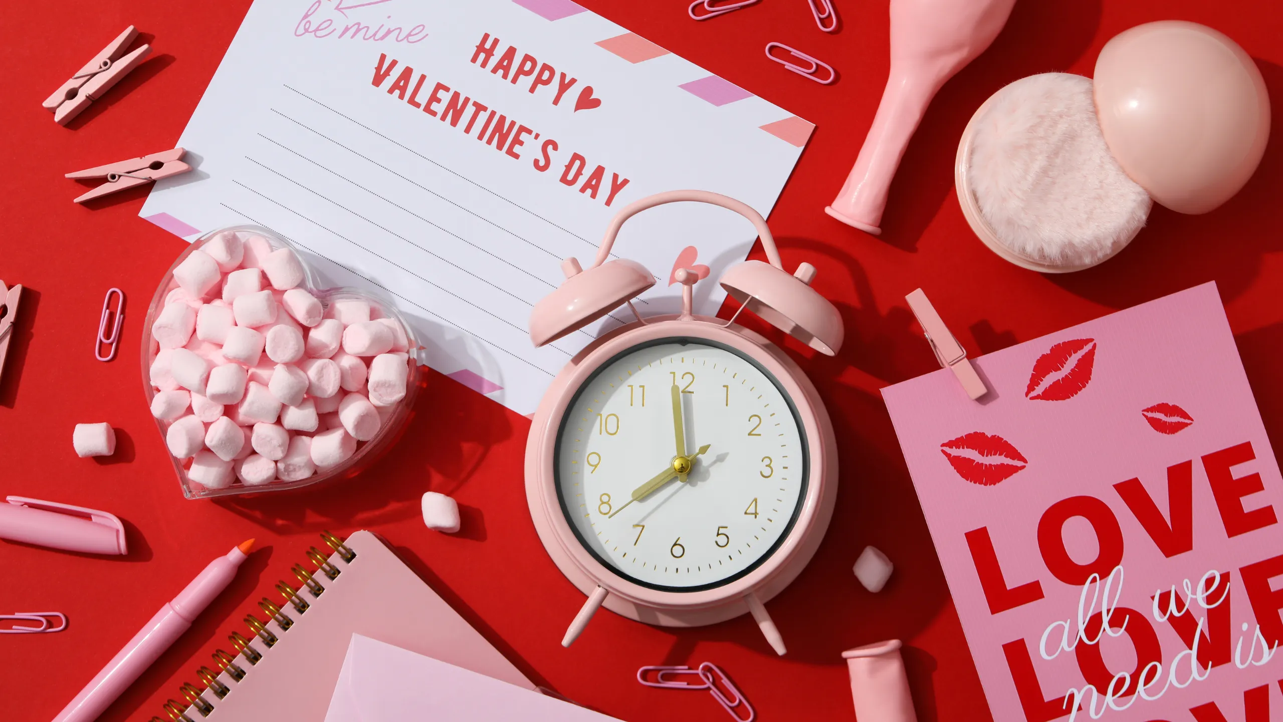 Valentine là ngày để nói lời yêu theo cách ngọt ngào và chân thành nhất (Nguồn: sưu tầm)