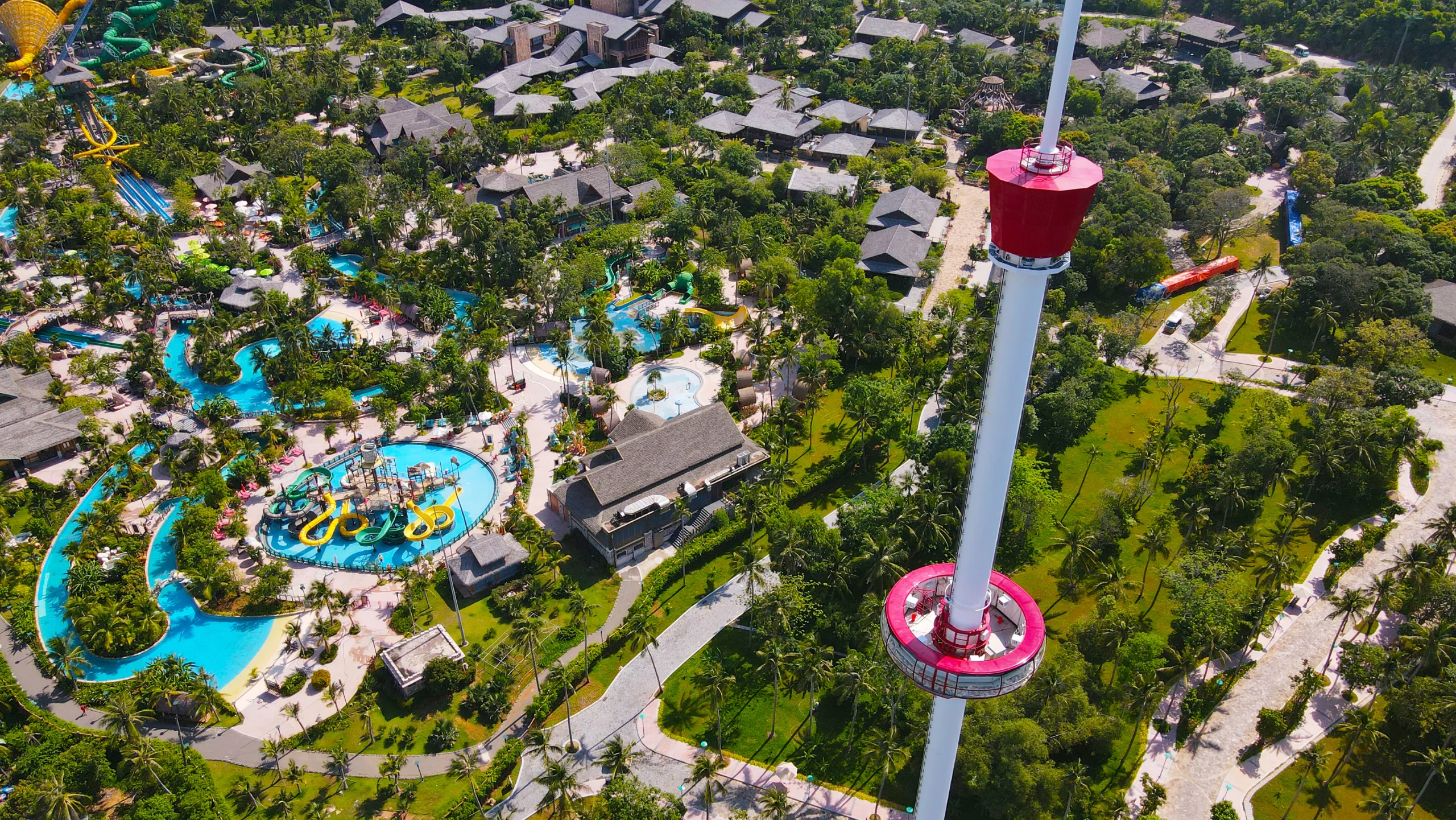Sun World Hon Thom được các cặp đôi yêu thích bởi không khí năng động và những hoạt động vui chơi quên lối về (Nguồn: sưu tầm)