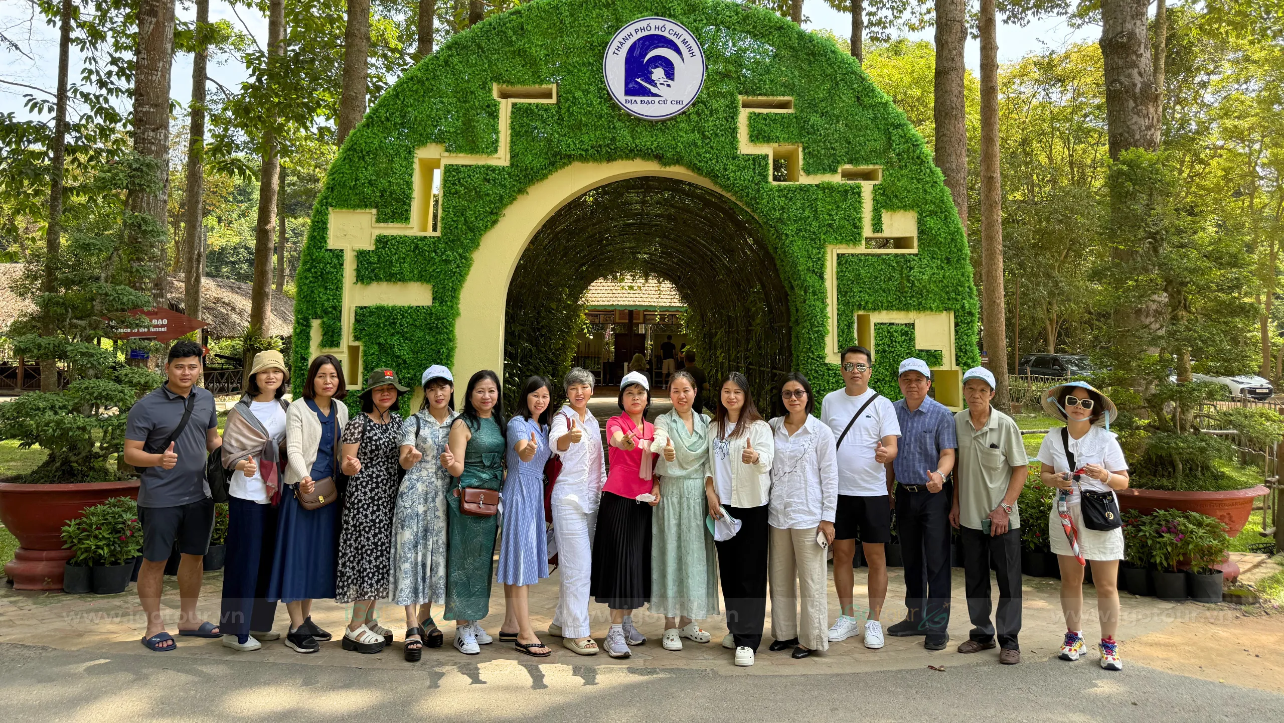 Khu di tích Củ Chi bao gồm Địa đạo Bến Dược và Địa đạo Bến Đình