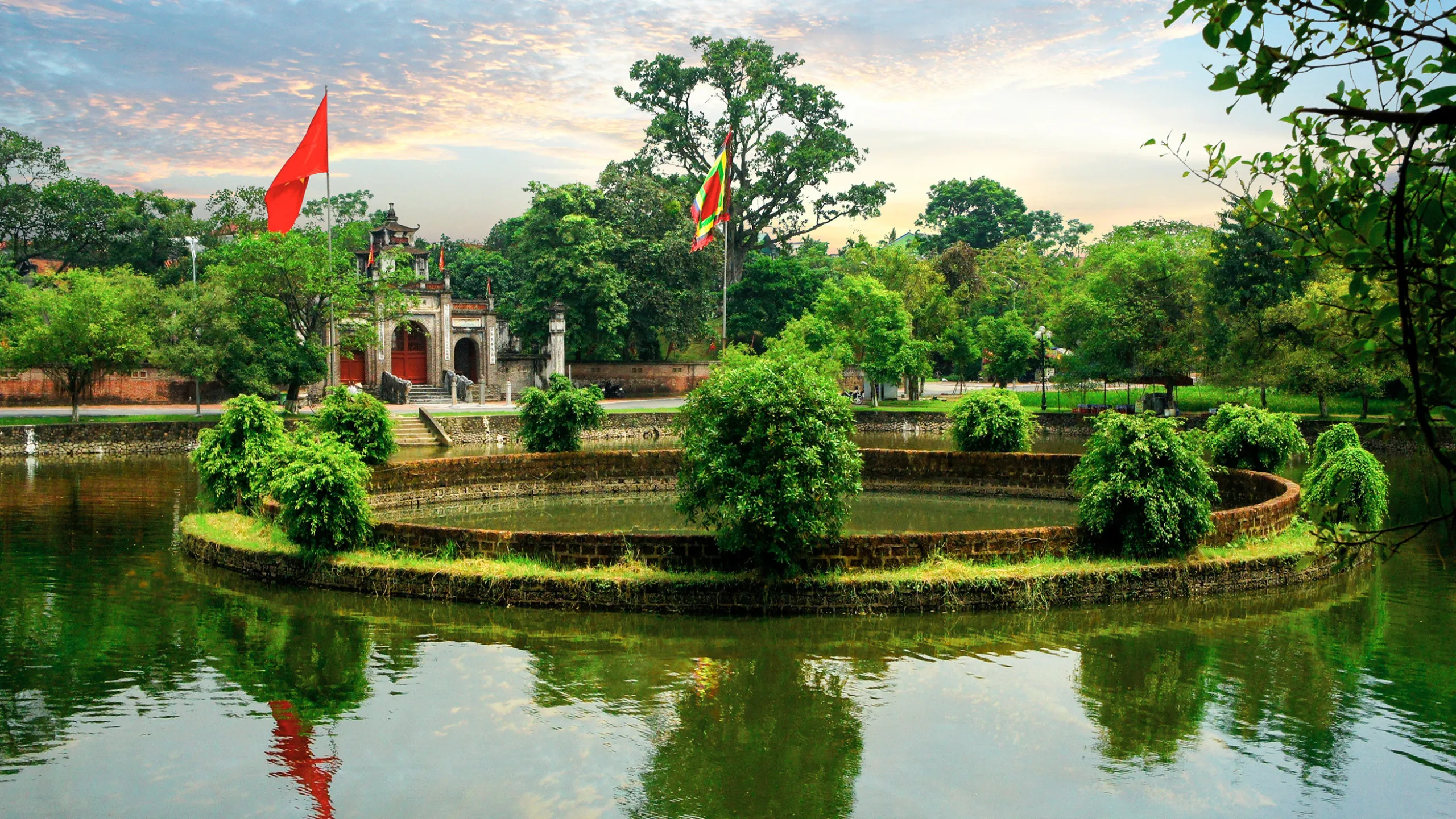 Khu di tích Cổ Loa - nơi lưu giữ những dấu tích của kinh đô xưa (Nguồn: sưu tầm)