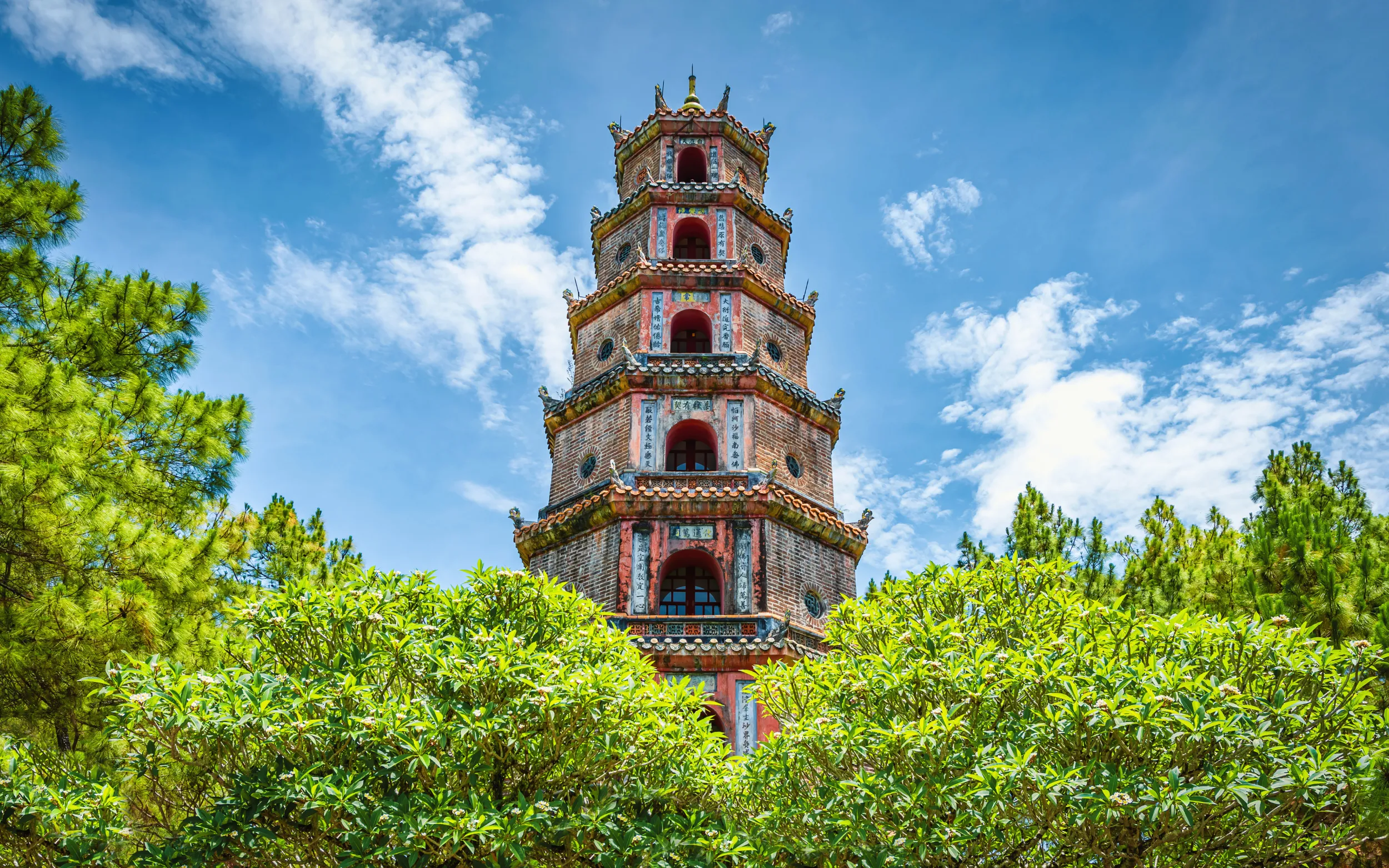 Tour Hàng Tuần | Đà Nẵng - Huế - Thánh Địa La Vang - Tự Chọn - Hội An - Sơn Trà (5N4Đ)